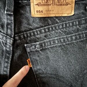 Orange Tab Levi’s - ORIGINAL VINTAGE - Black Denim Mom Shorts